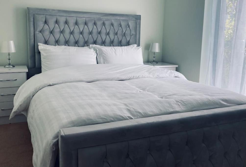 Ormeau Road Stylish Double Bedroom Luxury Apartment Belfast Buitenkant foto